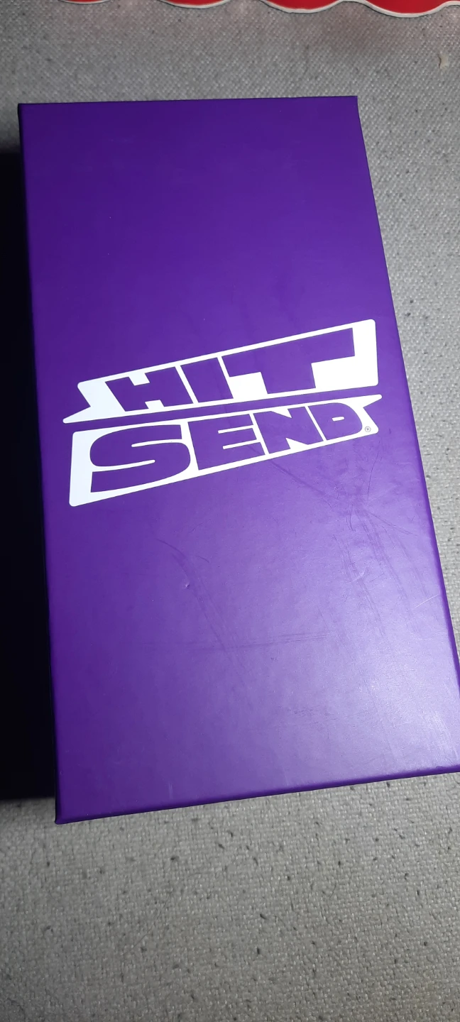Sealed Hit Send Party Game - photo 2