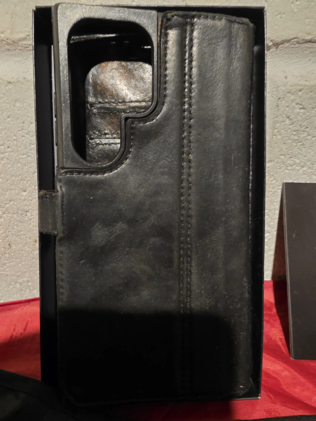 Snakehive Vintage Leather Samsung Phone S24 Case - photo 4
