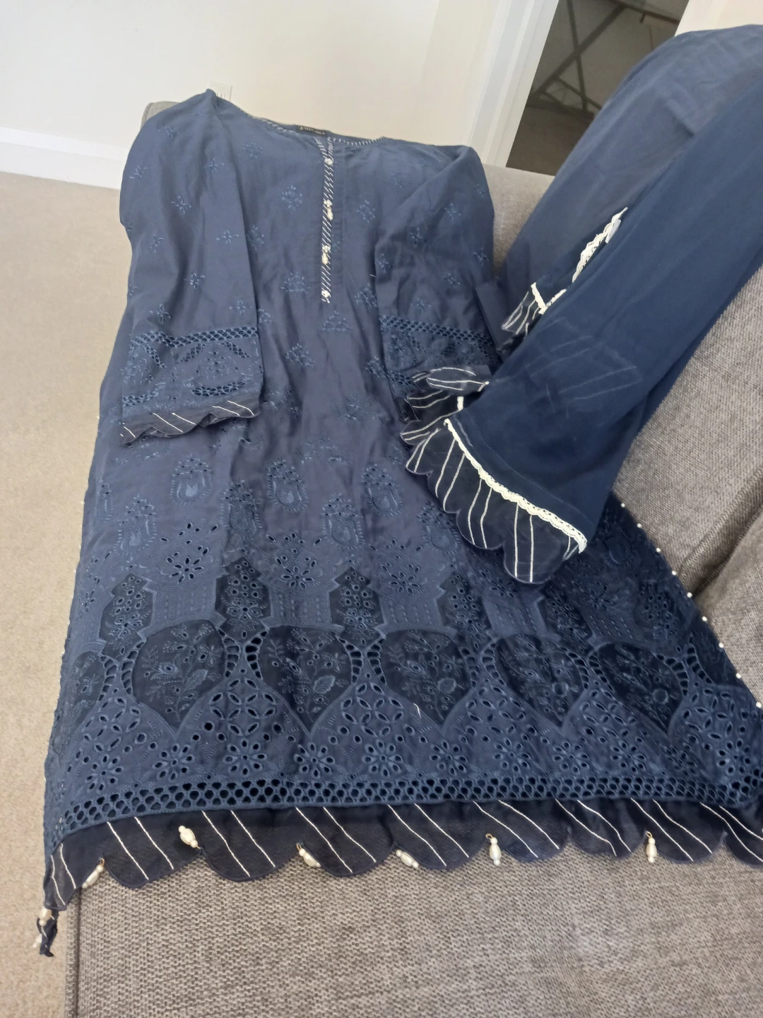 Navy Blue Embroidered Pakistani Suit Set - photo 4