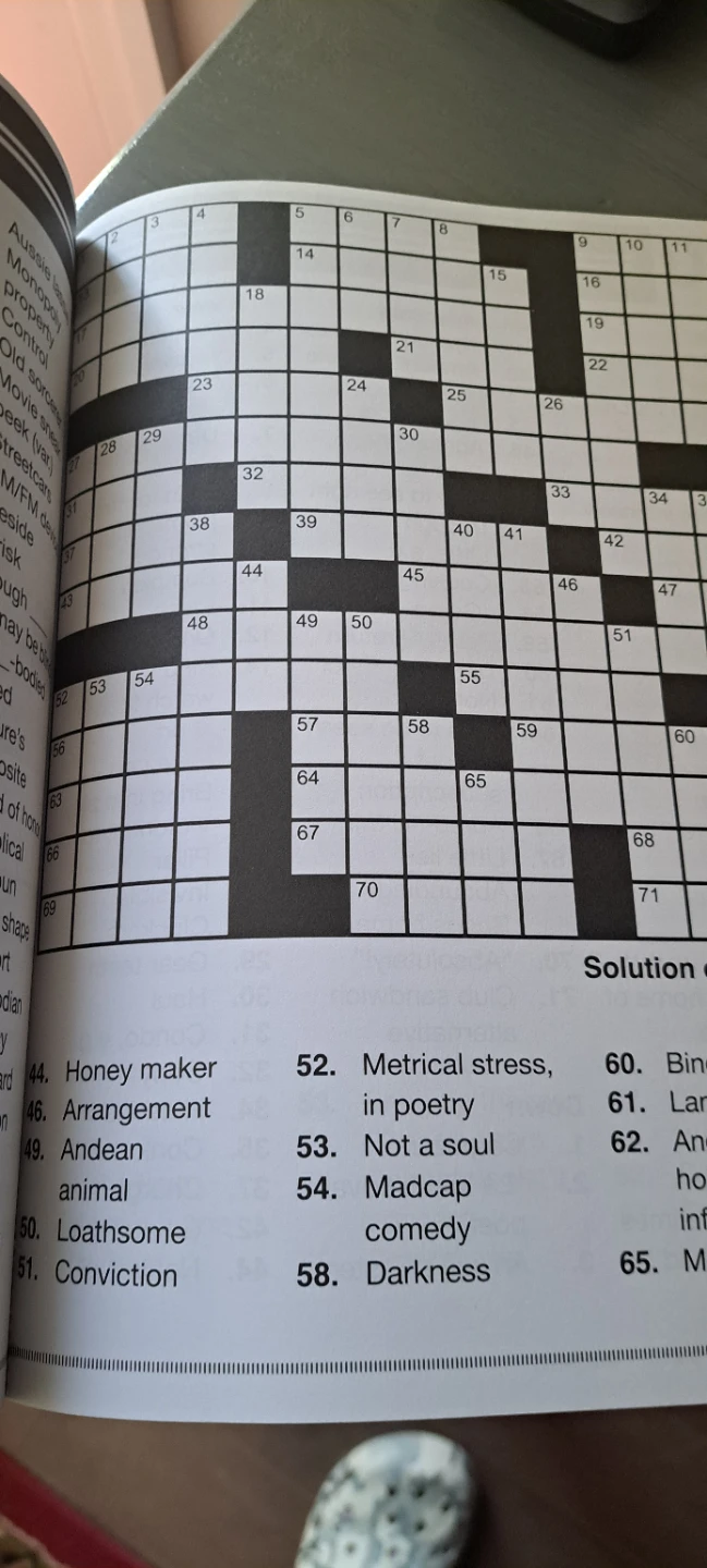 2 LARGE PRINT Crossword Books - photo 3