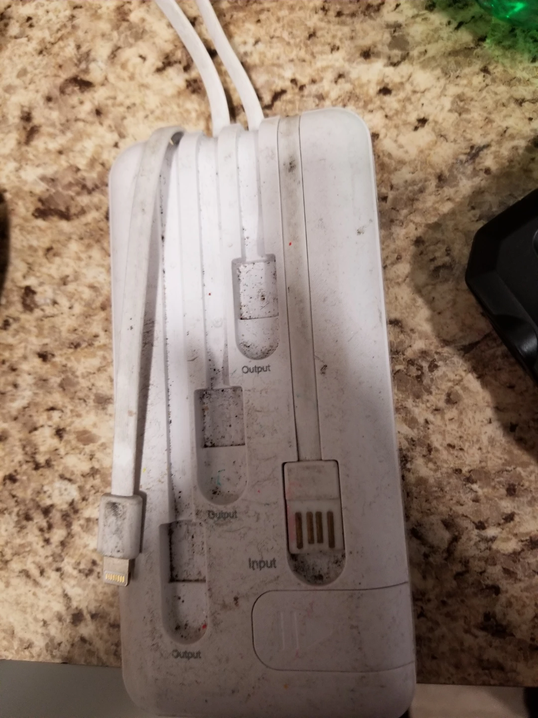 GTech Portable Power Bank - photo 2
