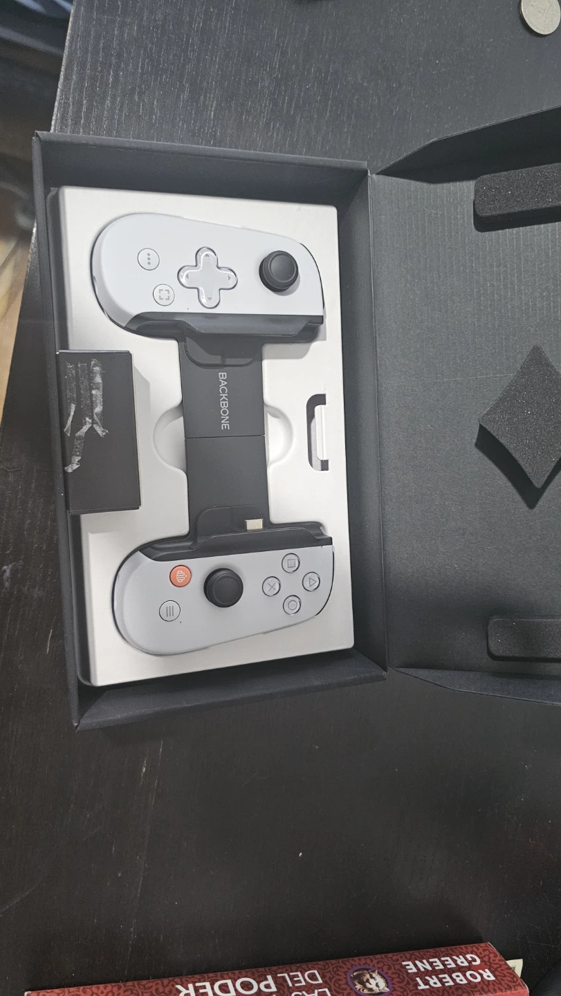Backbone PlayStation Edition Mobile Controller