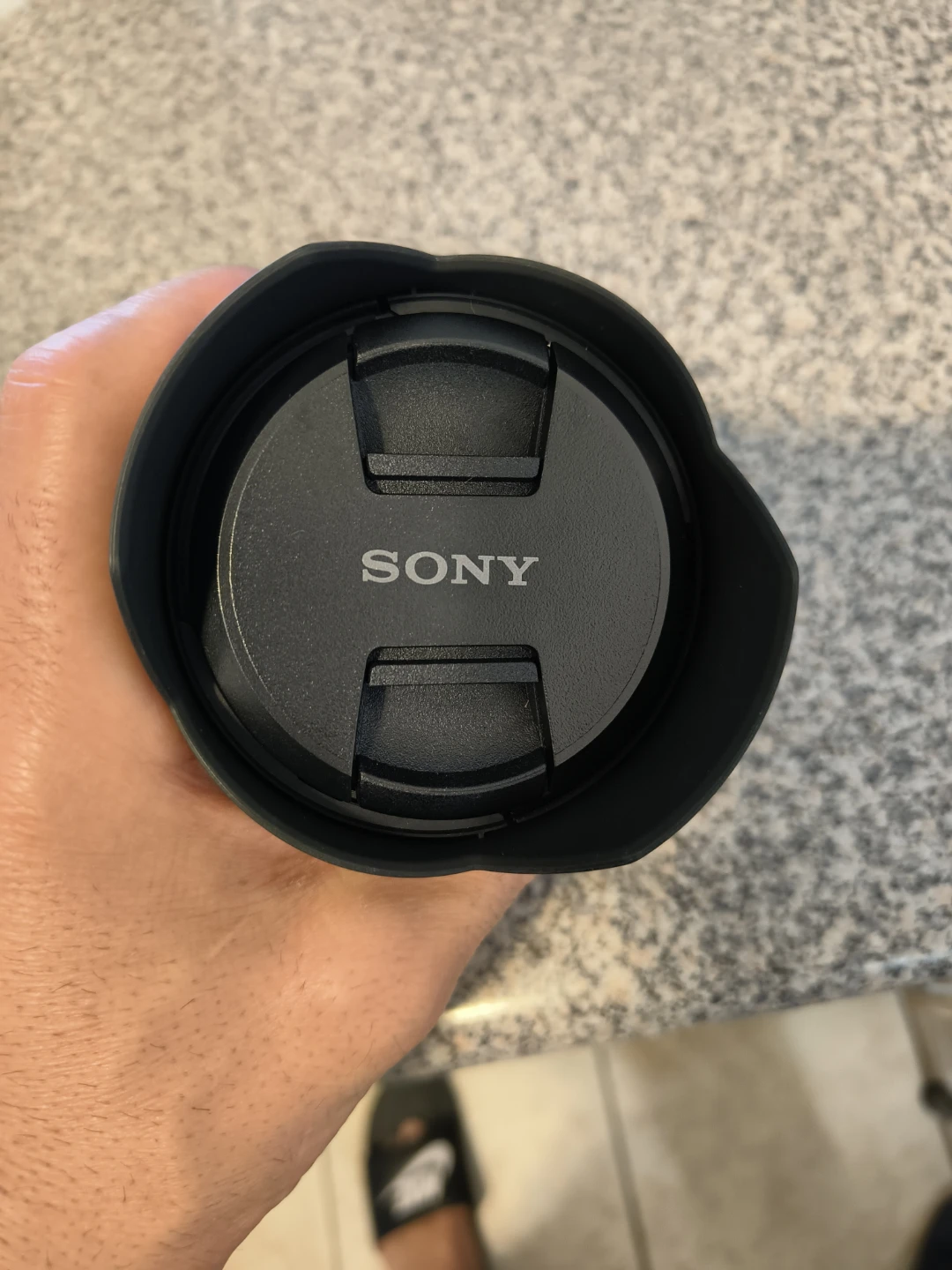 Sony FE 20mm F1.8 G Lens - photo 4