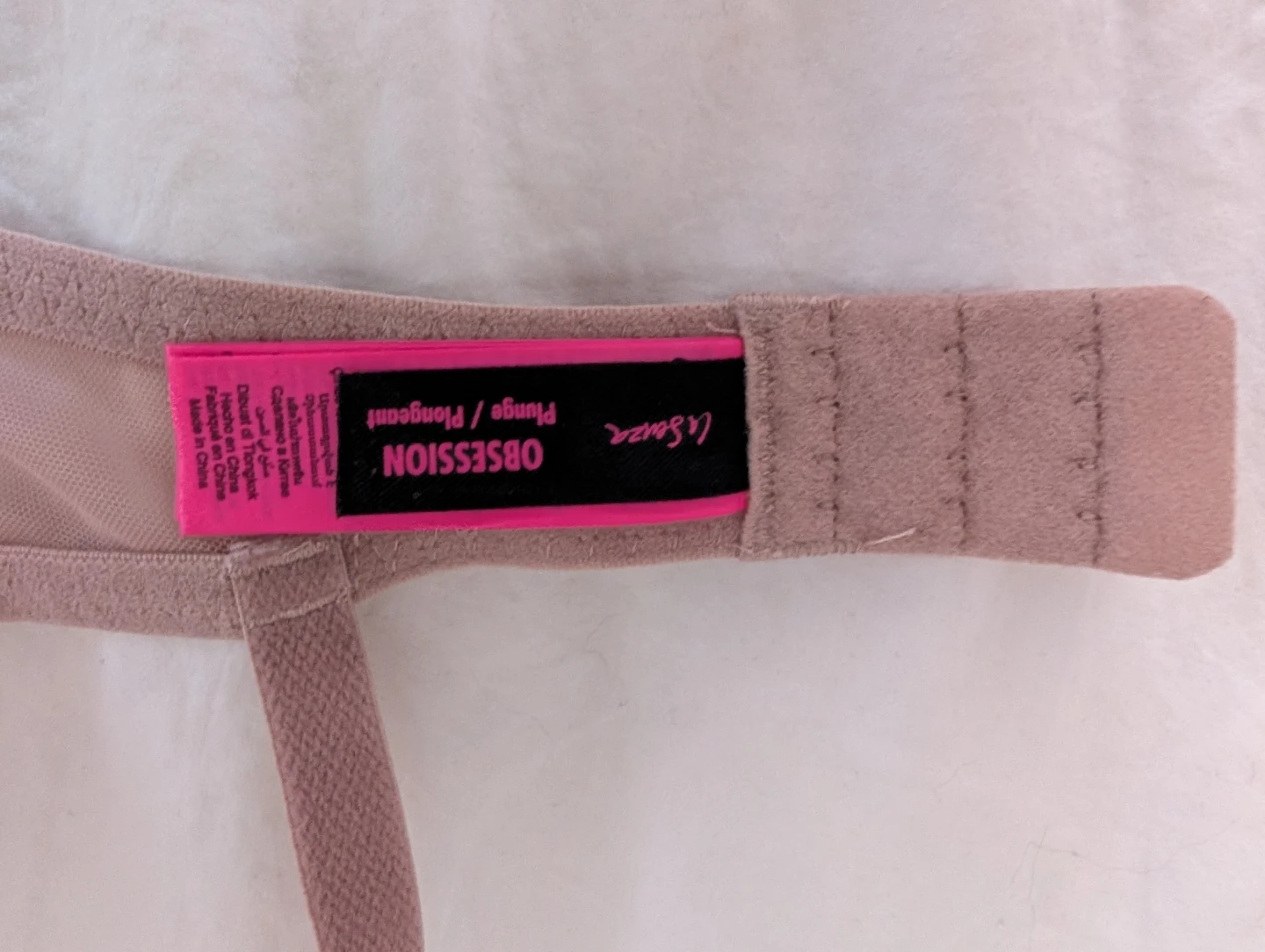 La Senza Obsession Plunge Bra (34D) - photo 4