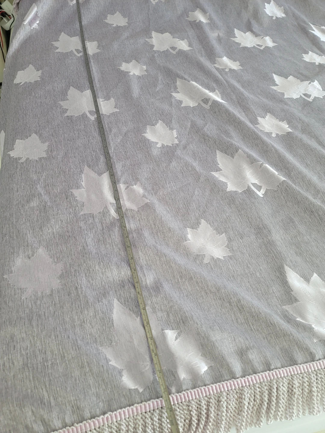 Leaf Pattern Curtain Set with Four Matching Cusion Covers - photo 3