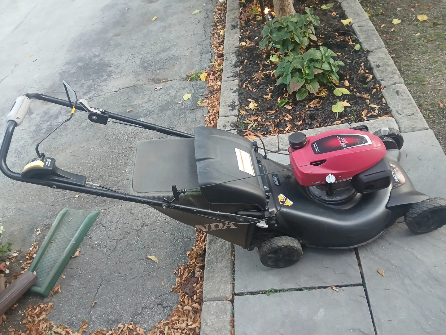 Honda HRN 216 Lawnmower