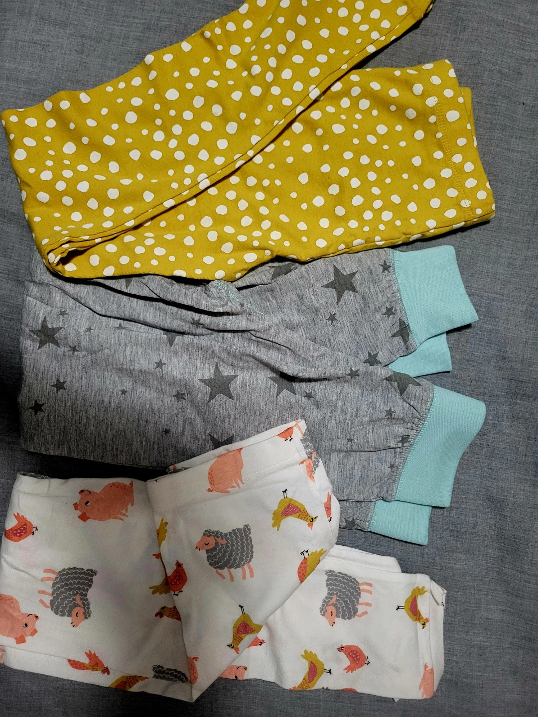 3 girls pants