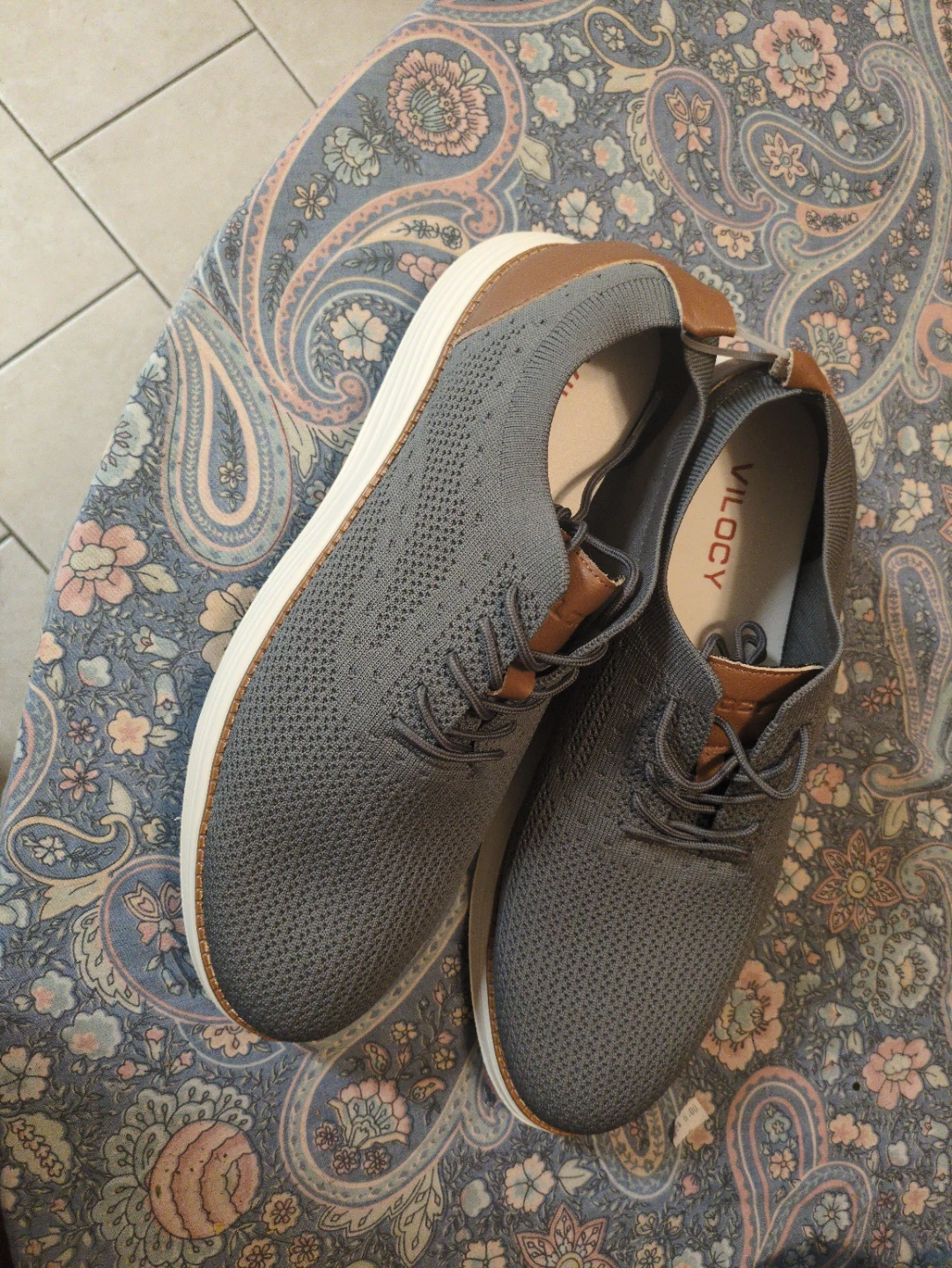 Vilocy Men's Casual Shoes - Size 12.5