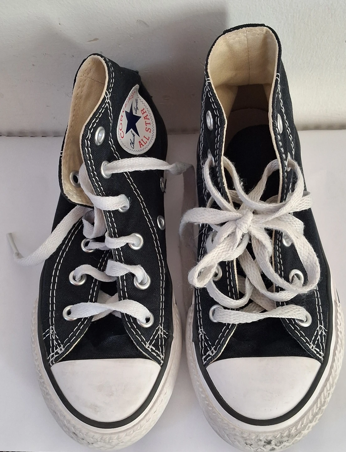 Converse Chuck Taylor High Top Sneakers