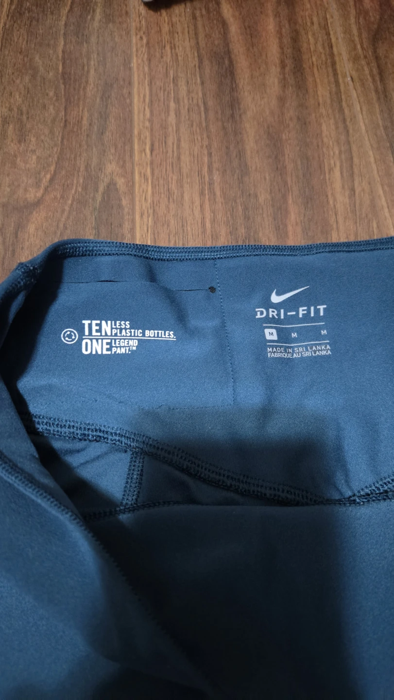 Nike Dri-FIT Legend Crop Leggings - photo 4