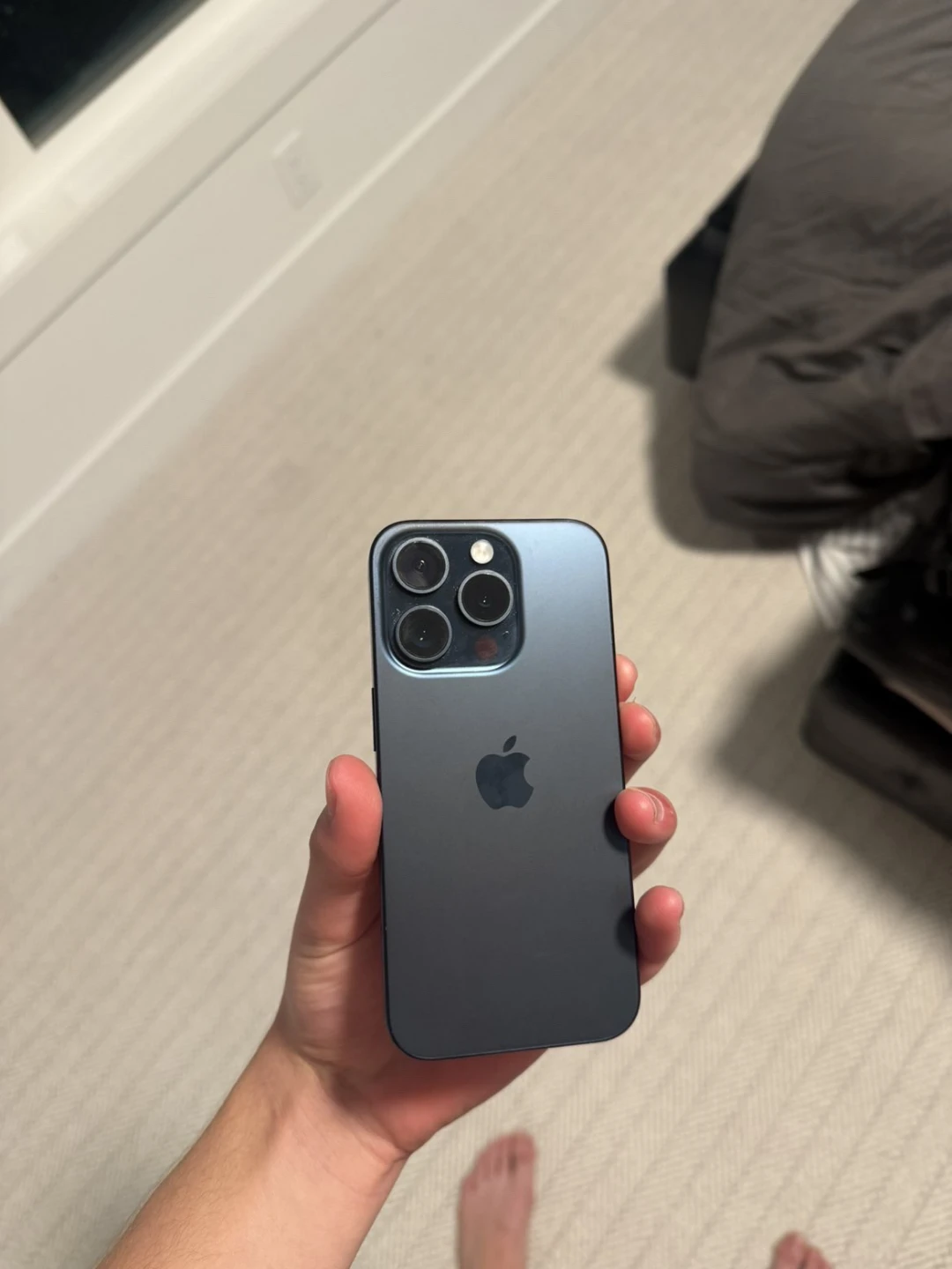 Apple iPhone 15 Pro Blue - photo 2