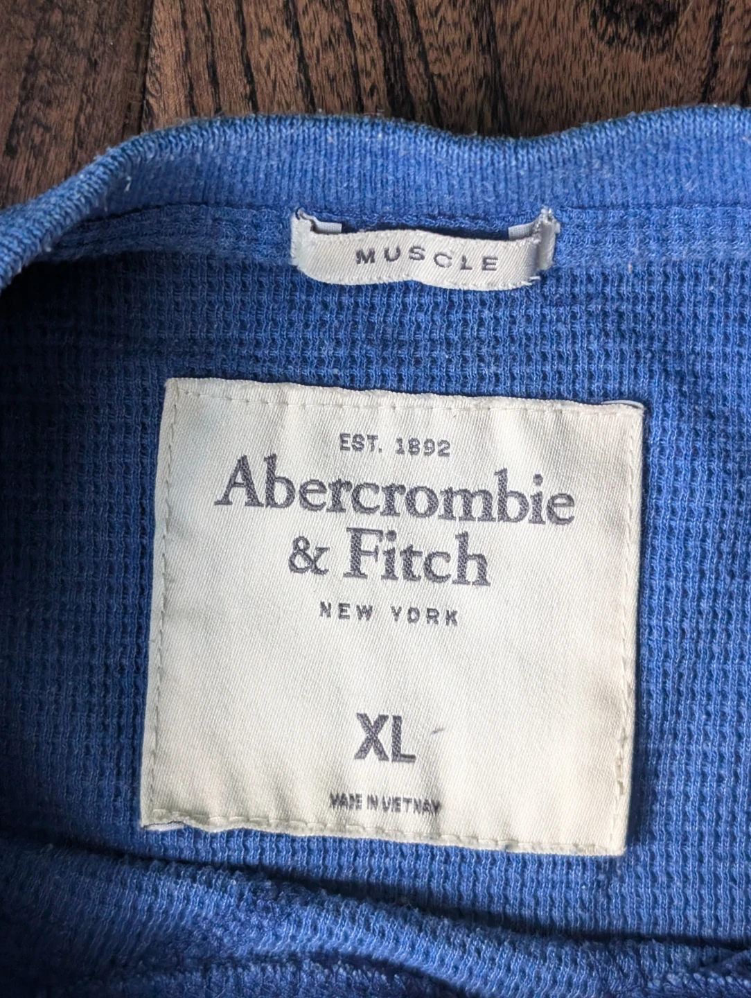 Abercrombie & Fitch blue thermal long sleeve shirt - photo 2