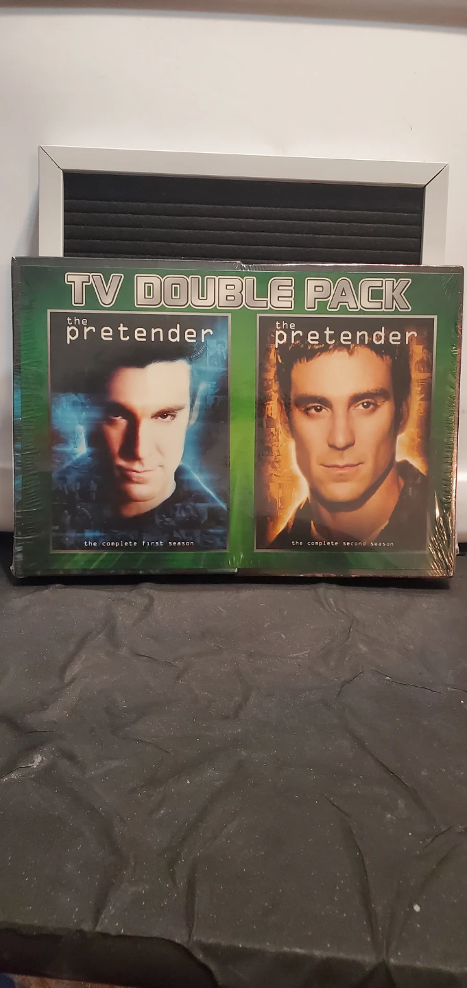 The Pretender: The Complete First and Second Season DVD Set