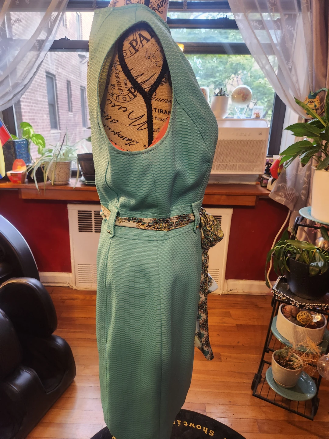 TAHARI New Petite Turquoise Textured Belted Sheath Dress - photo 4