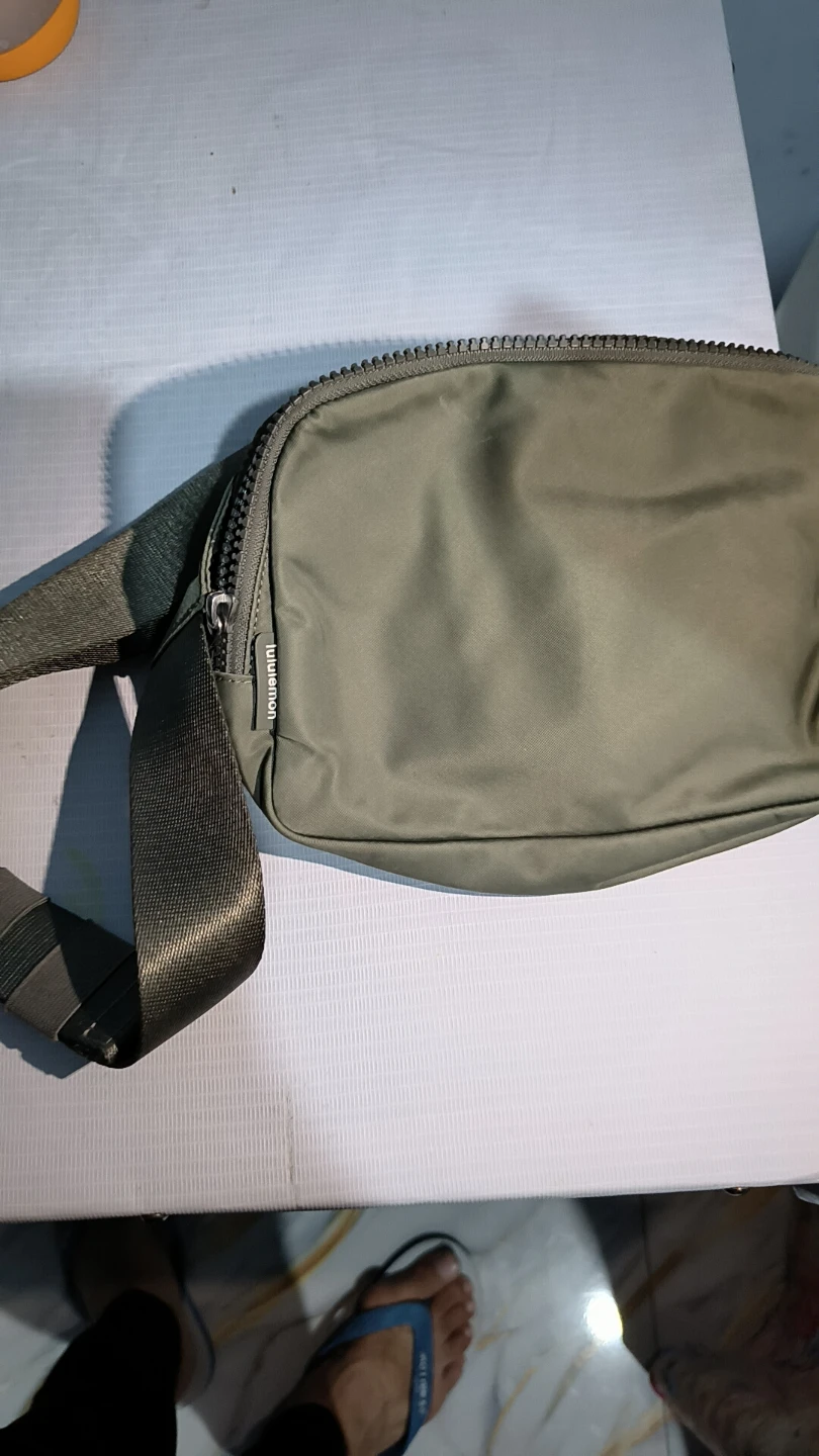 Lululemon Belt Bag - photo 4