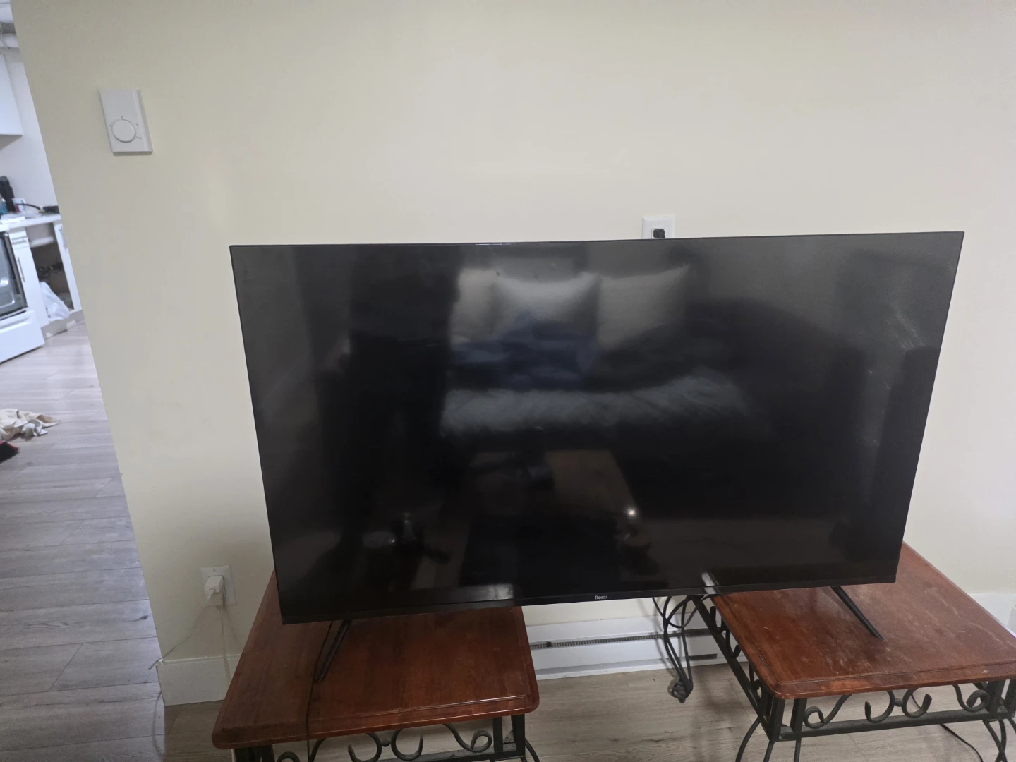 Roku TV 55 in - photo 2