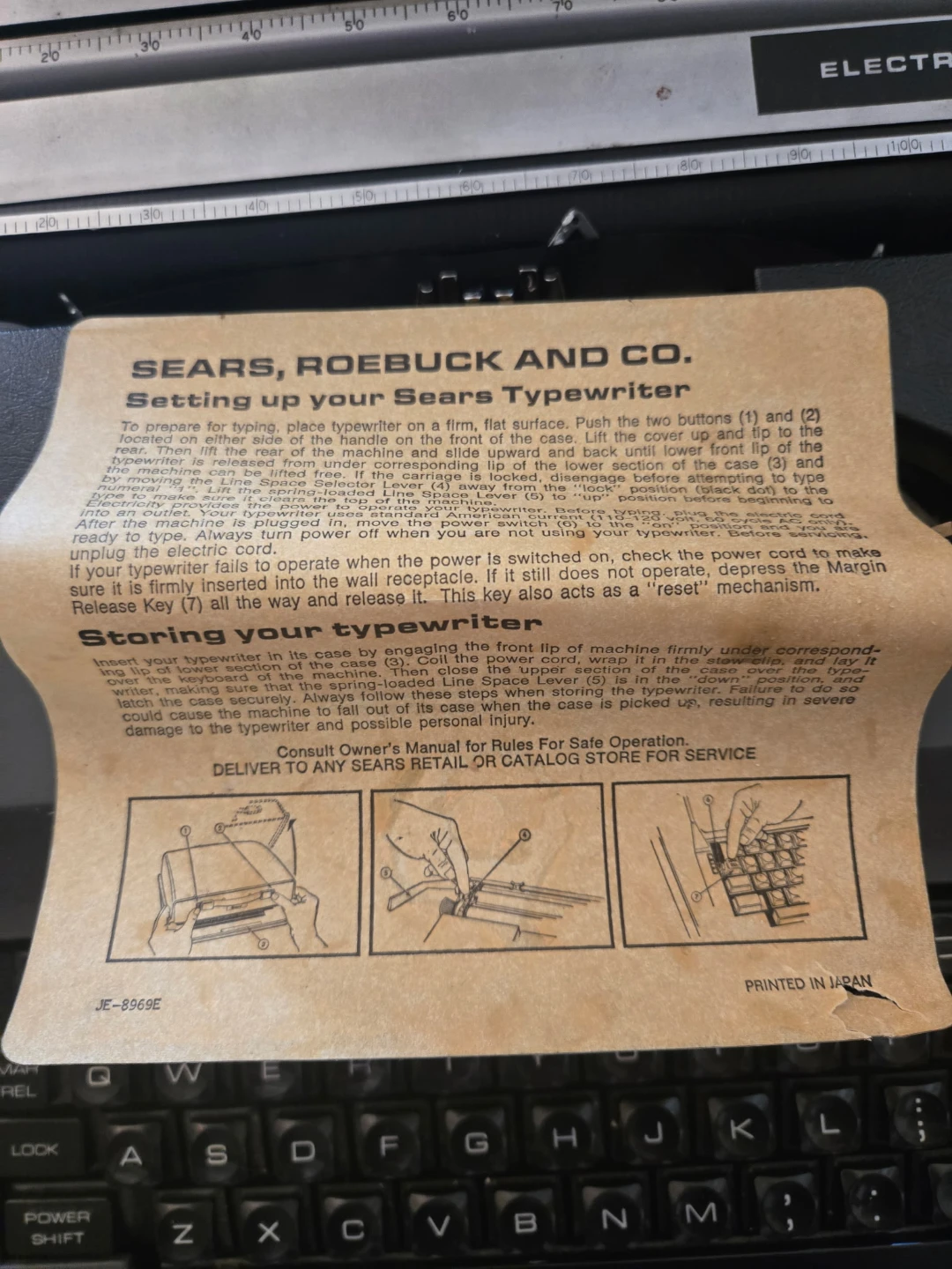 Sears Electric 12 Typewriter - photo 2