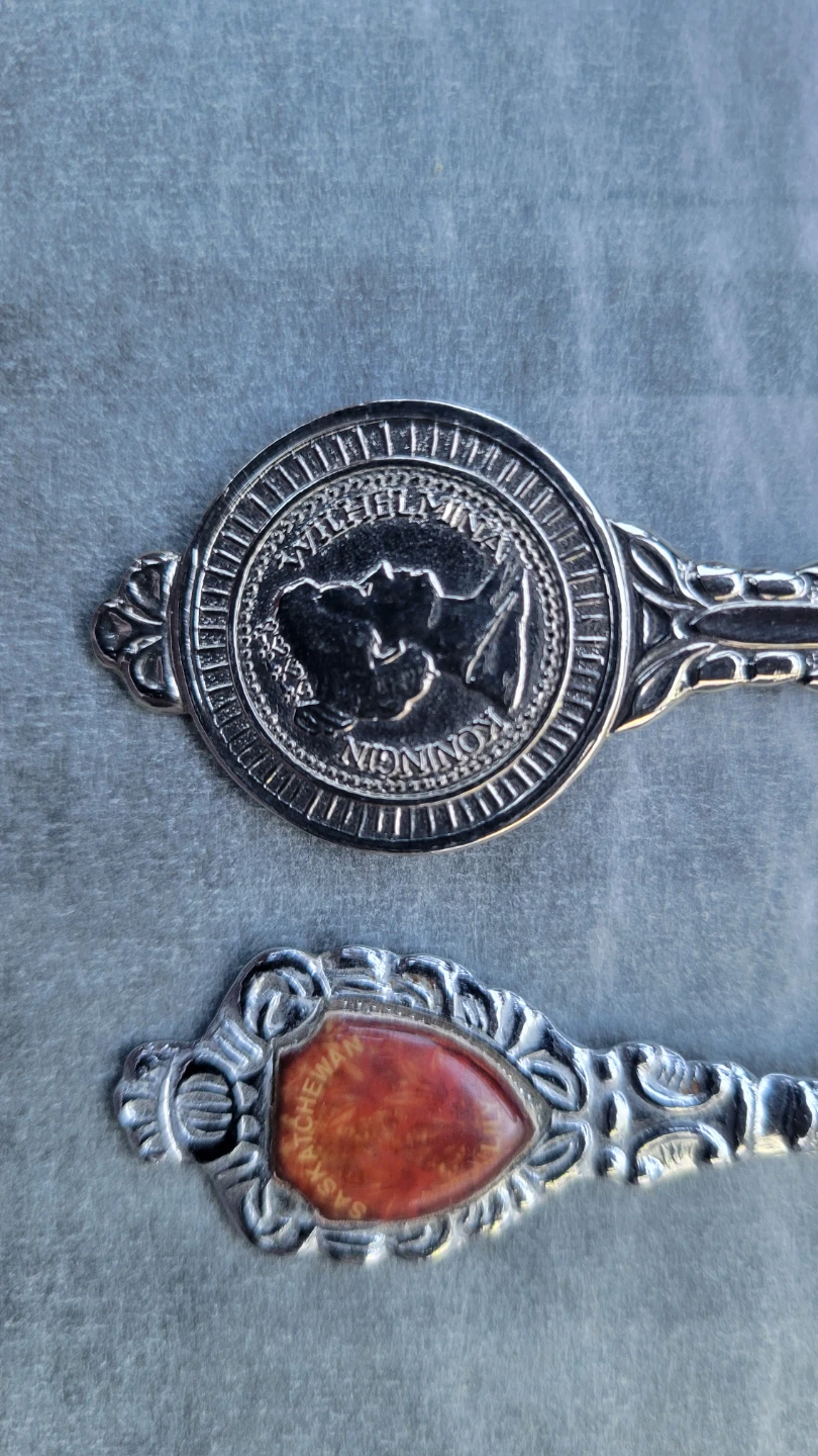 Collection of 6 Vintage Souvenir Collector Spoons - photo 4