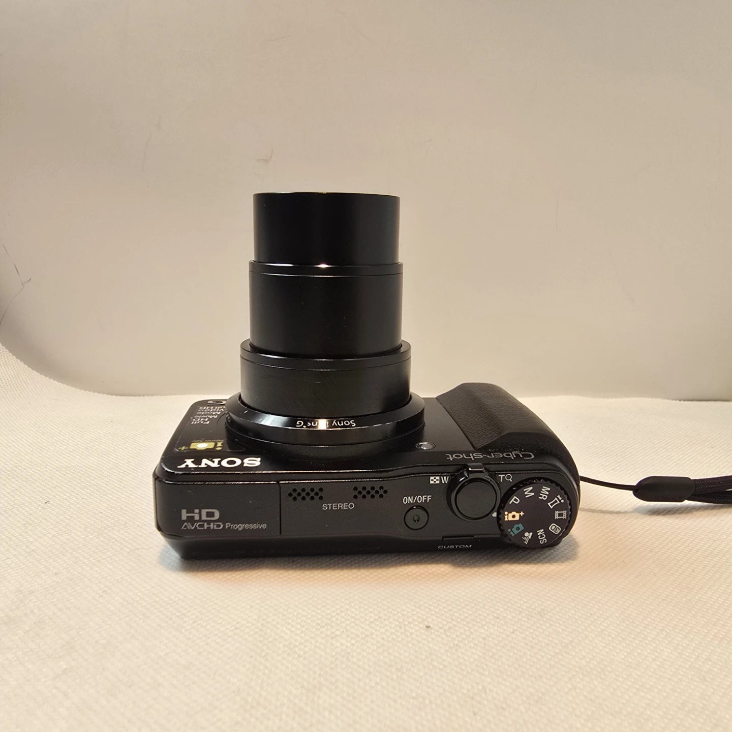 Sony Cyber-shot DSC-HX30V Camera with Accessories - photo 5
