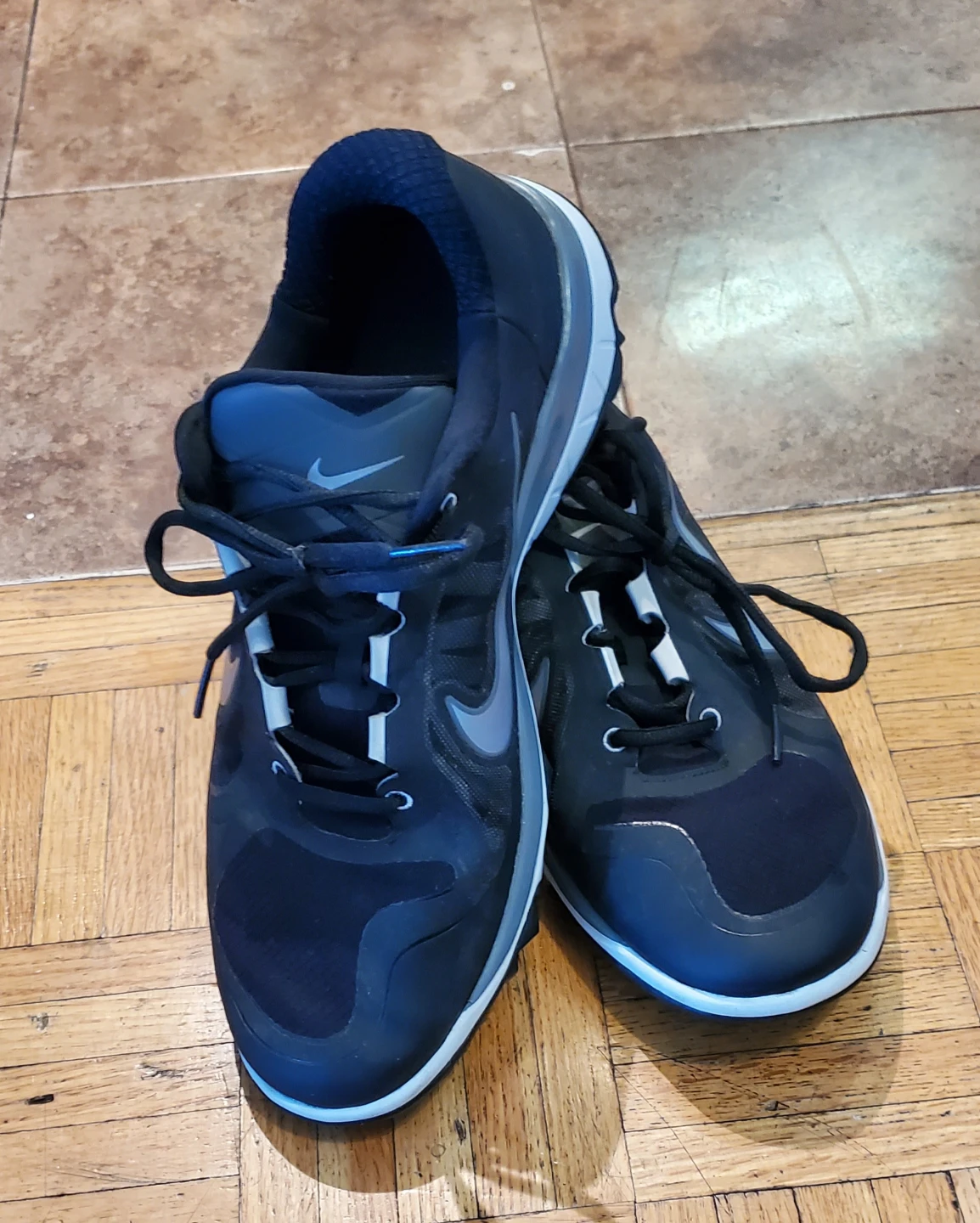 Men's Original Nike  Black Shoes Size 11