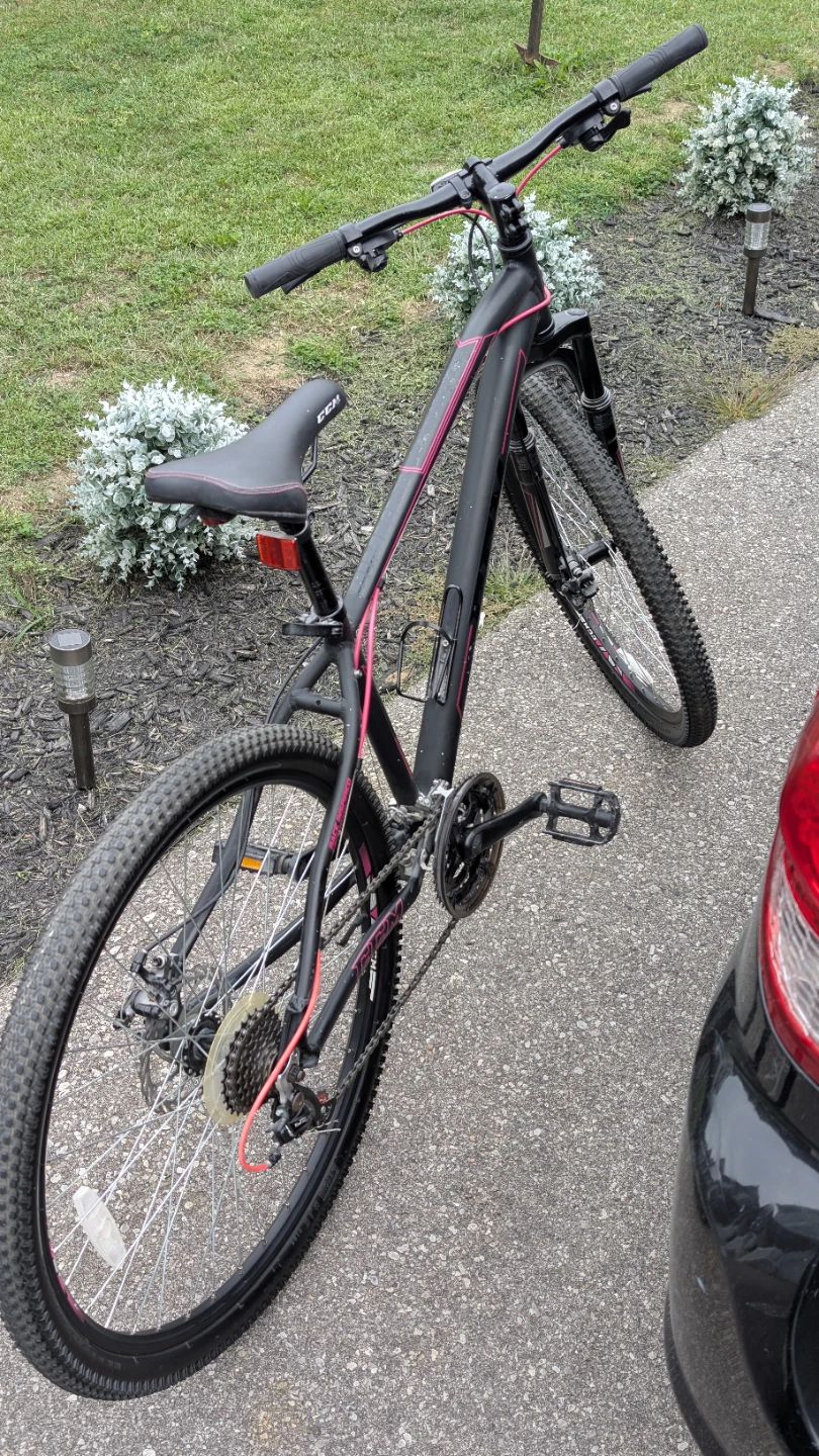 CCM FS Dimmer 27.5” Mountain Bike 21 Speed – Disc Brakes - photo 4