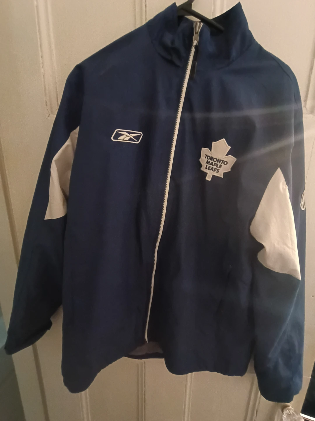 Reebok Toronto Maple Leafs Jacket - photo 2