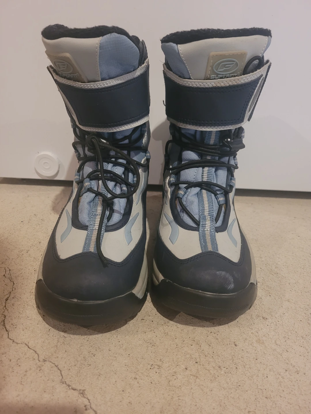 Sz 7 snowboard boots