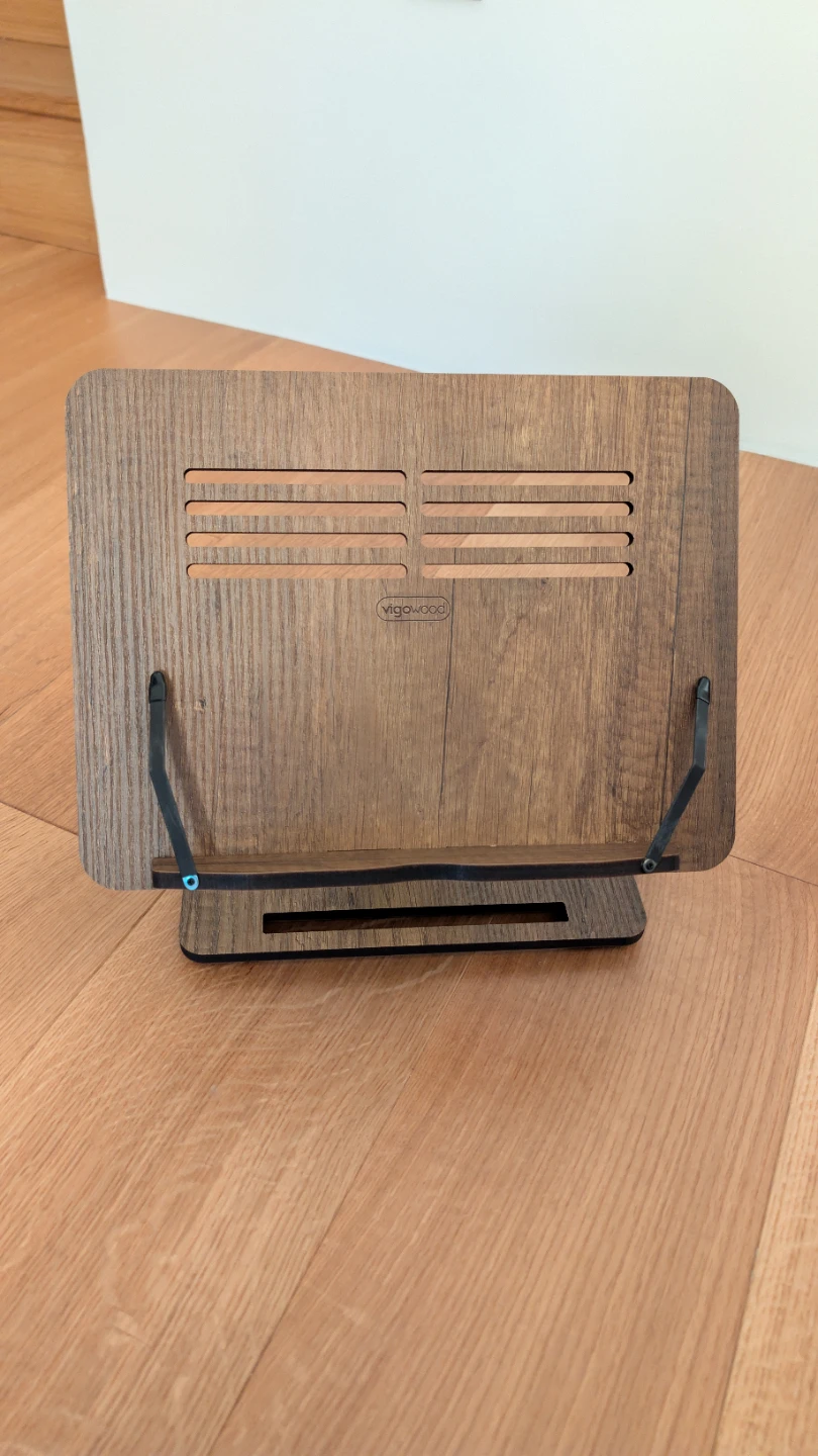 Vigowood Adjustable Wooden Music / Book Stand