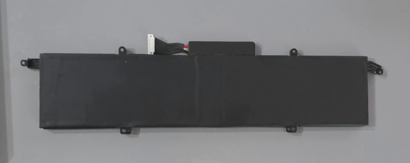 Asus ROG Zephyrus G14 Laptop Battery. Like New! - photo 2