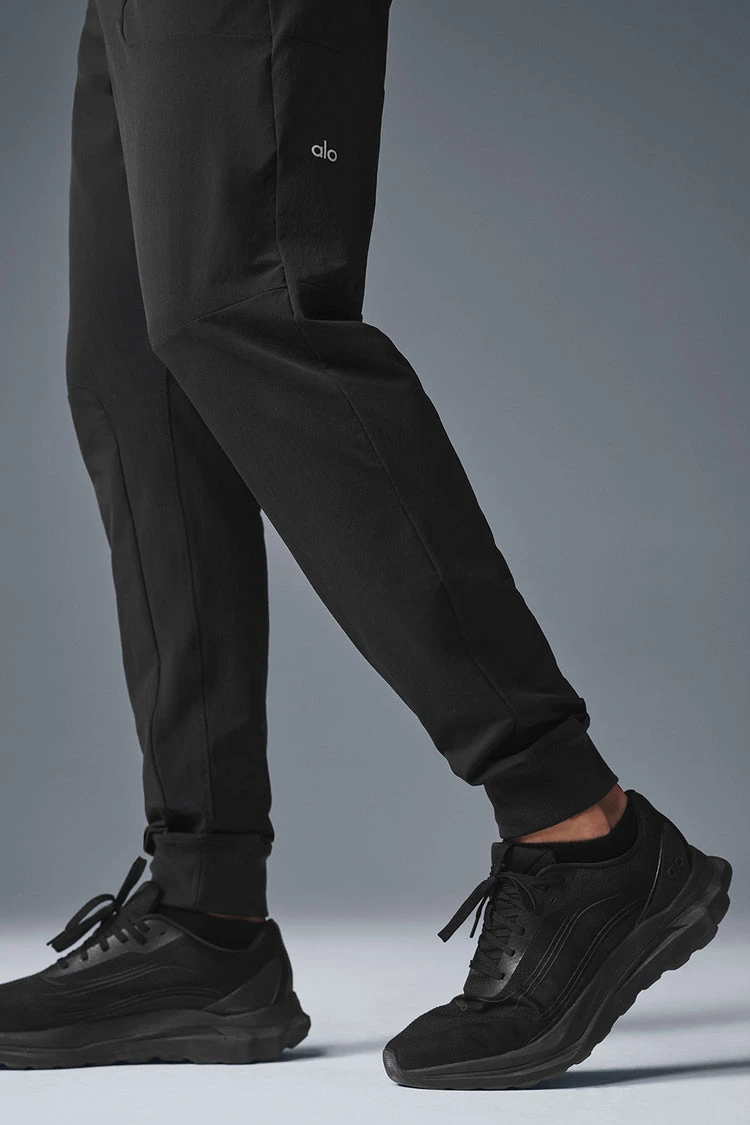 Alo Yoga Black Men's Joggers