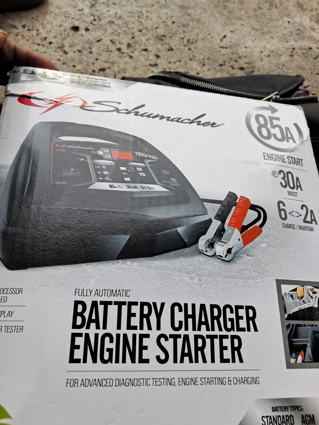 Schumacher SC1362 Battery Charger and Engine Starter