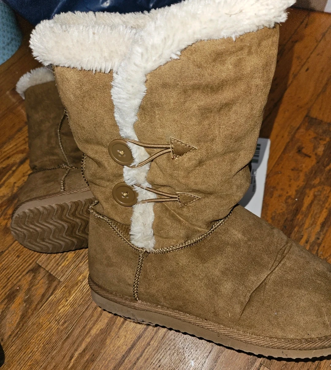 Tan faux suede winter boots