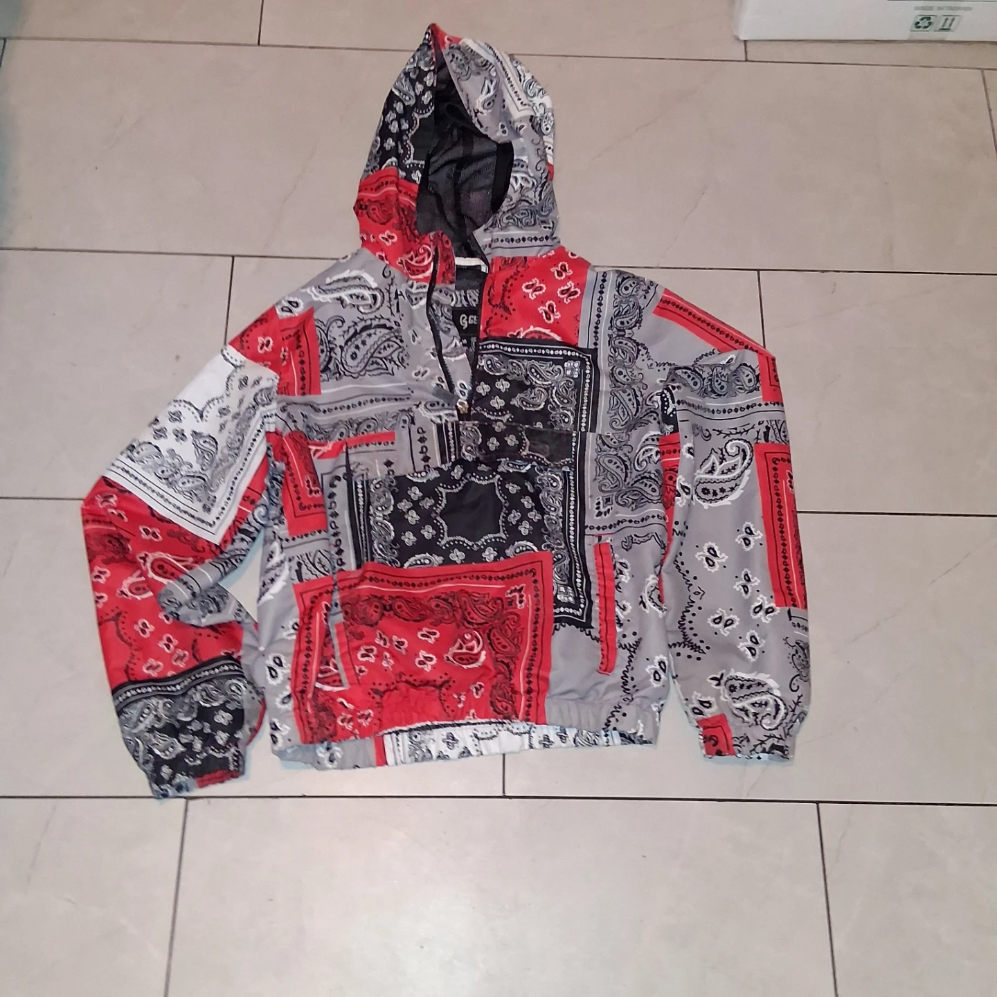 GS-115 Paisley Print Pullover Hoodie