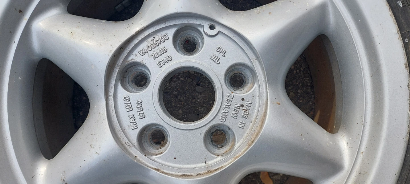 Vw jetta 2012 alloy rims and winter tires. 5x112 - photo 2