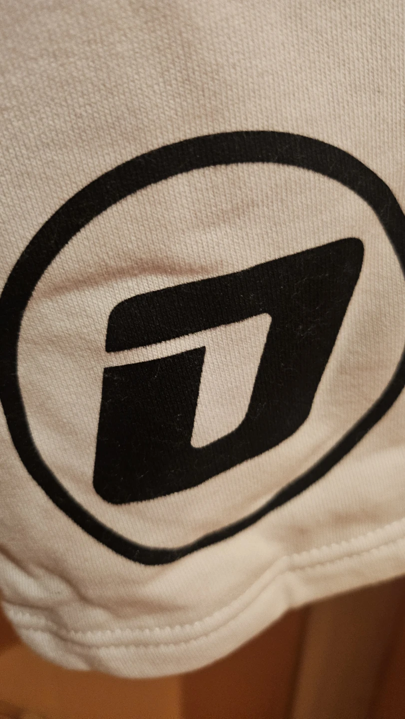 Doughnuts Brand White Shorts Size M - photo 2