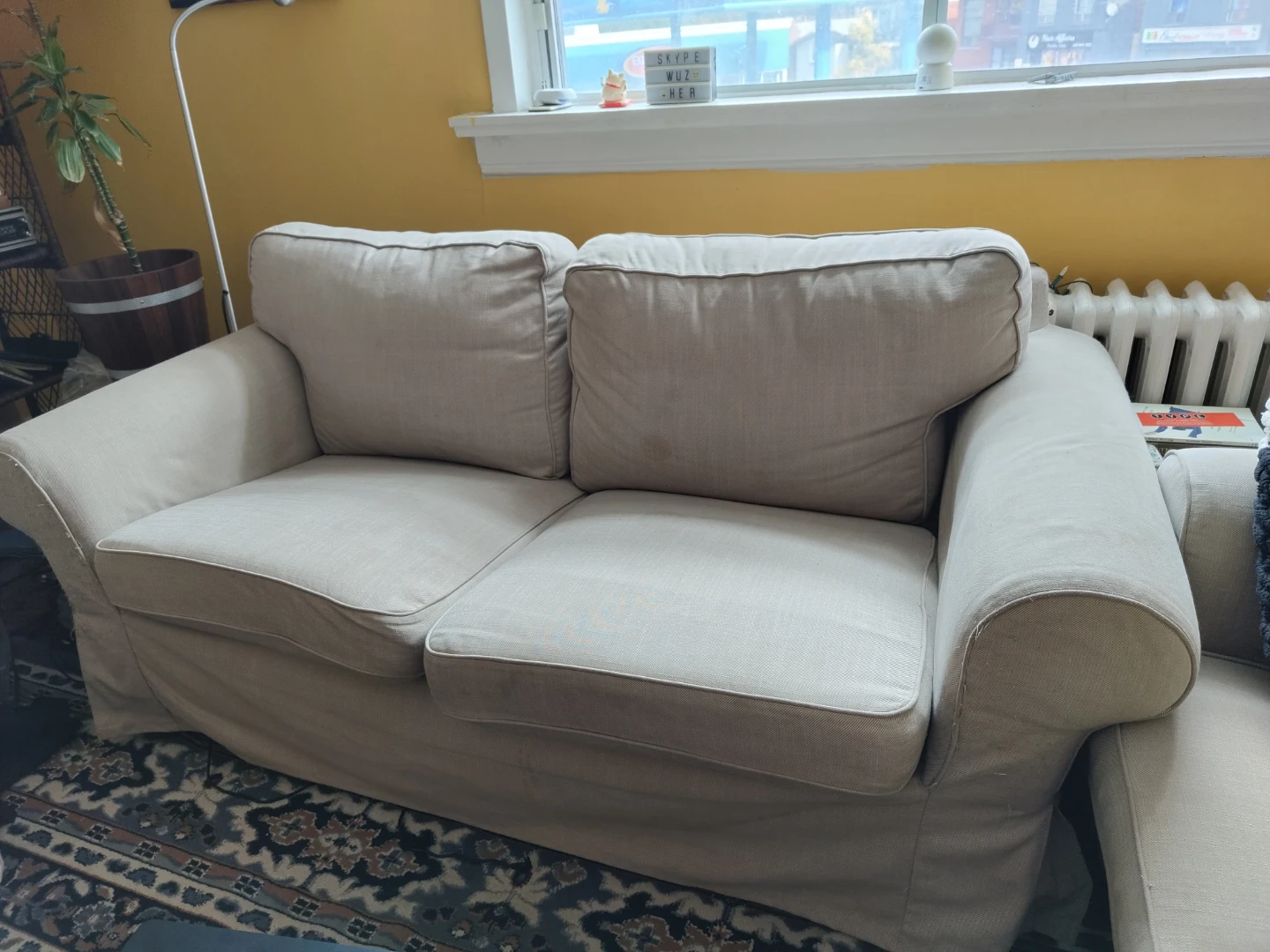 MOVING SALE - Ektorp Loveseat Beige - photo 4