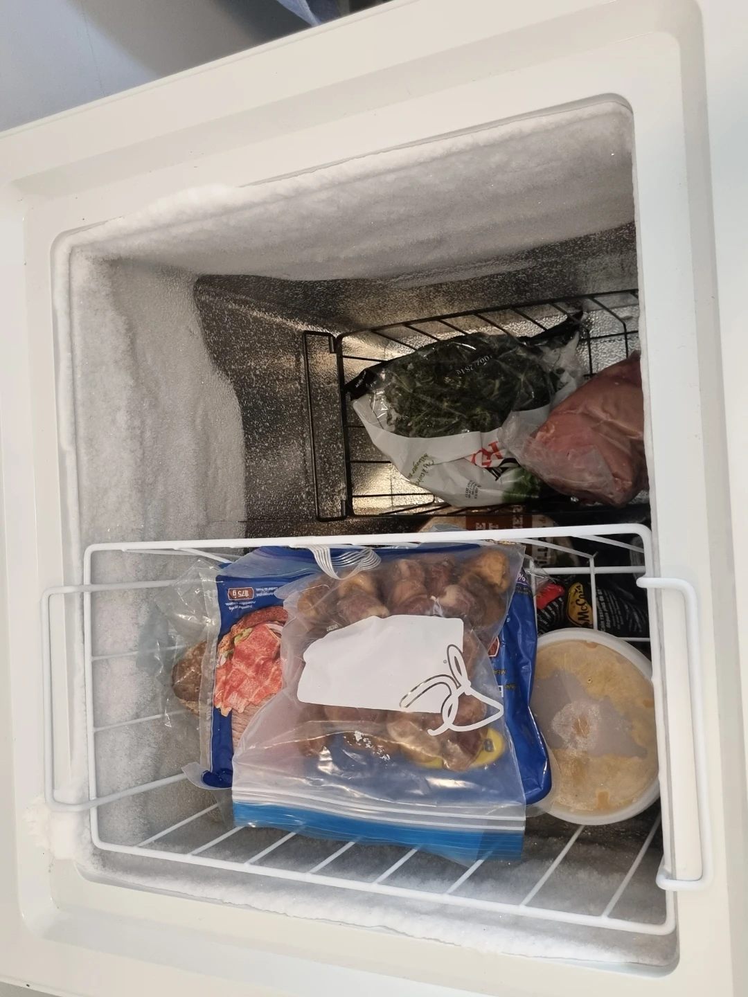 Insignia White Chest Freezer - photo 2