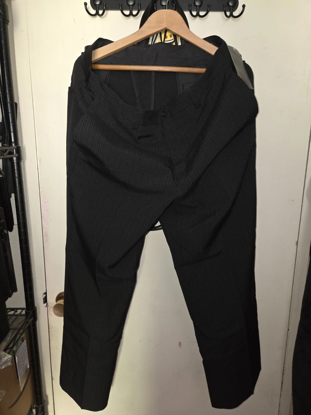 Kenneth Cole Reaction Trousers w/ Pin-Stripes in a Men's 38X30