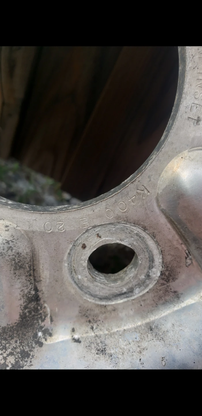 Two Ford Truck Wheels 16x7J - photo 5