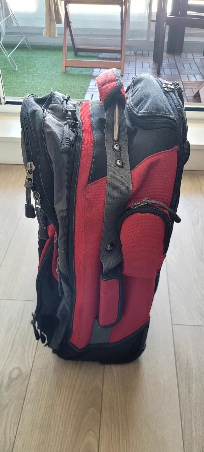 RBH Sport Travel Rolling Luggage Bag converts to a Backpack - photo 2