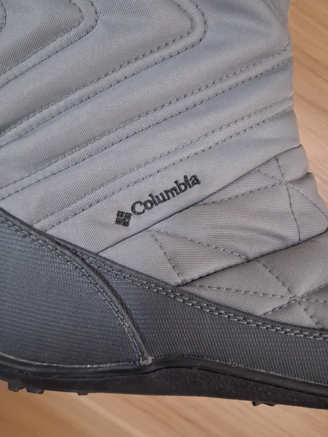Columbia Women's Winter Boots - Grey - Size 8.5 - photo 2