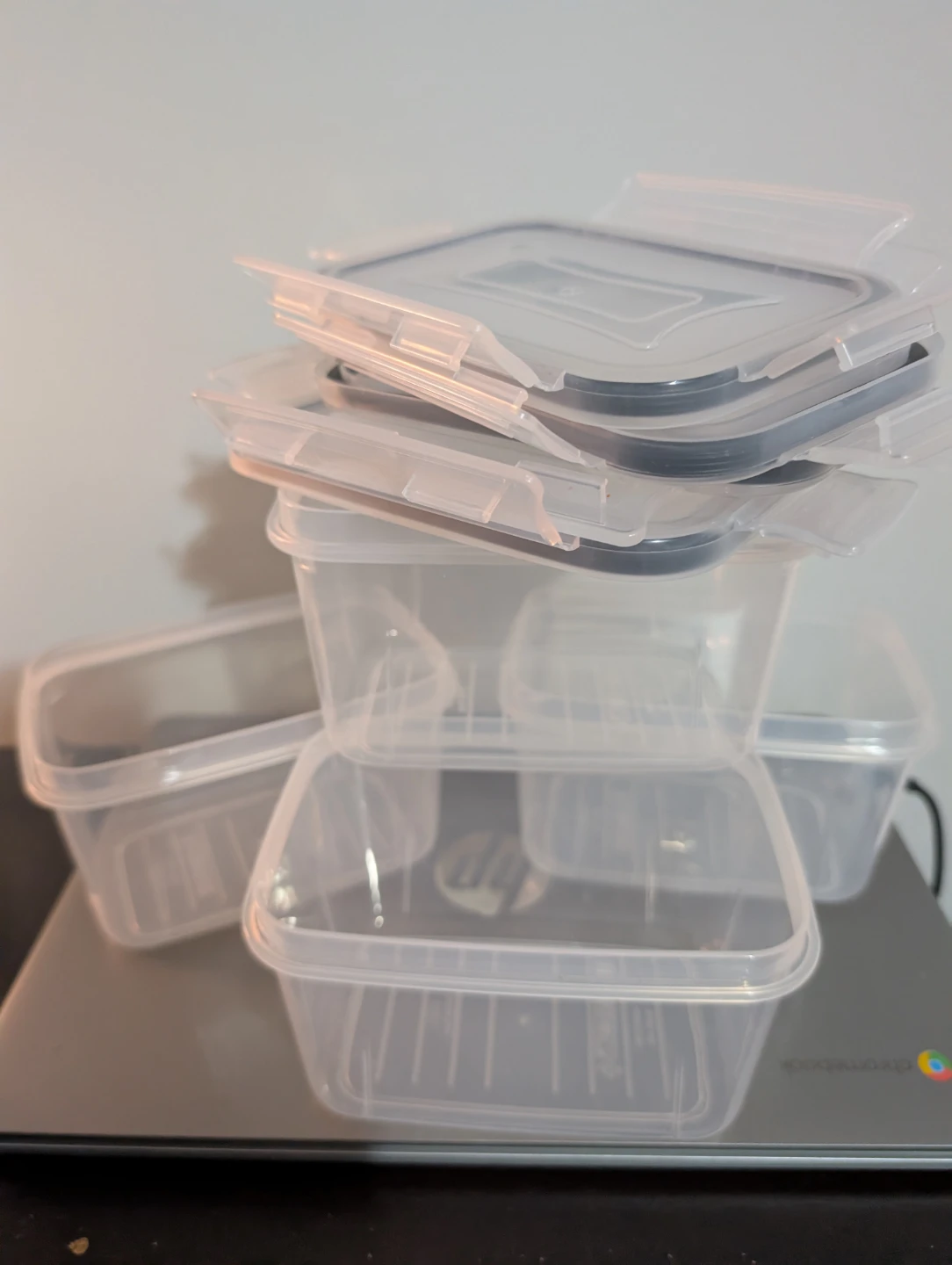 Set of 4 Clear Plastic Food Storage Containers - photo 2