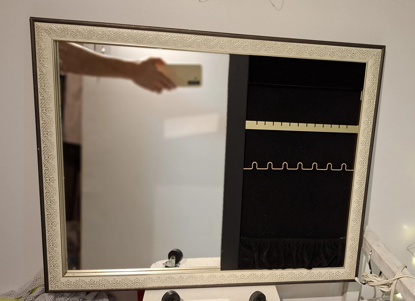Wall Mounted Mirror Jewelry Cabinet