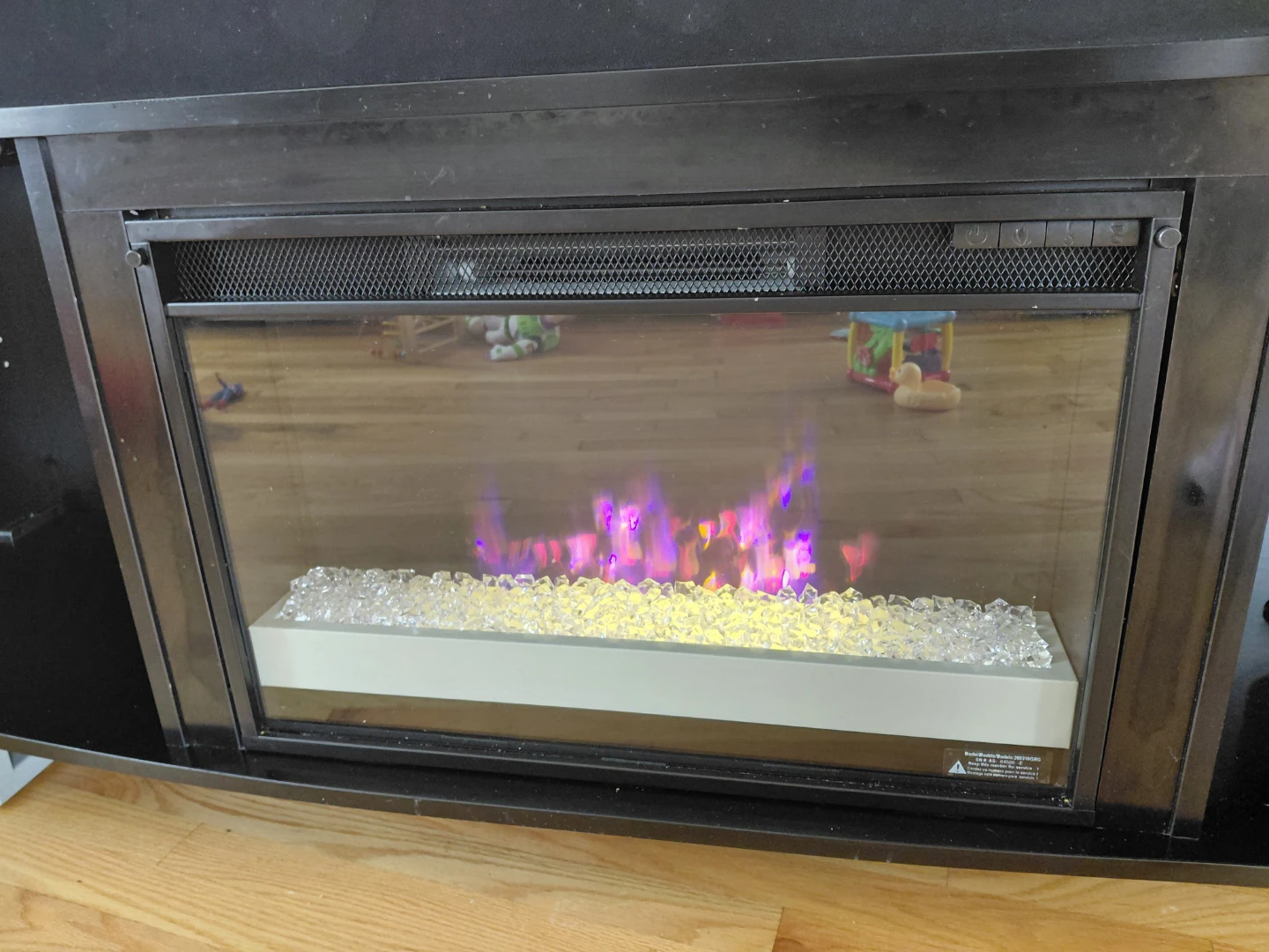 Mueble The RoomPlace con Bocina Bluetooth, Calentador y Chimenea - photo 3
