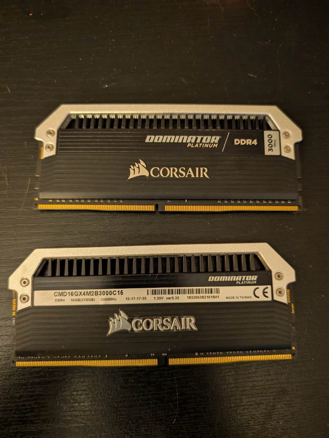 Corsair Dominator Platinum 16GB (2x8GB) DDR4 RAM