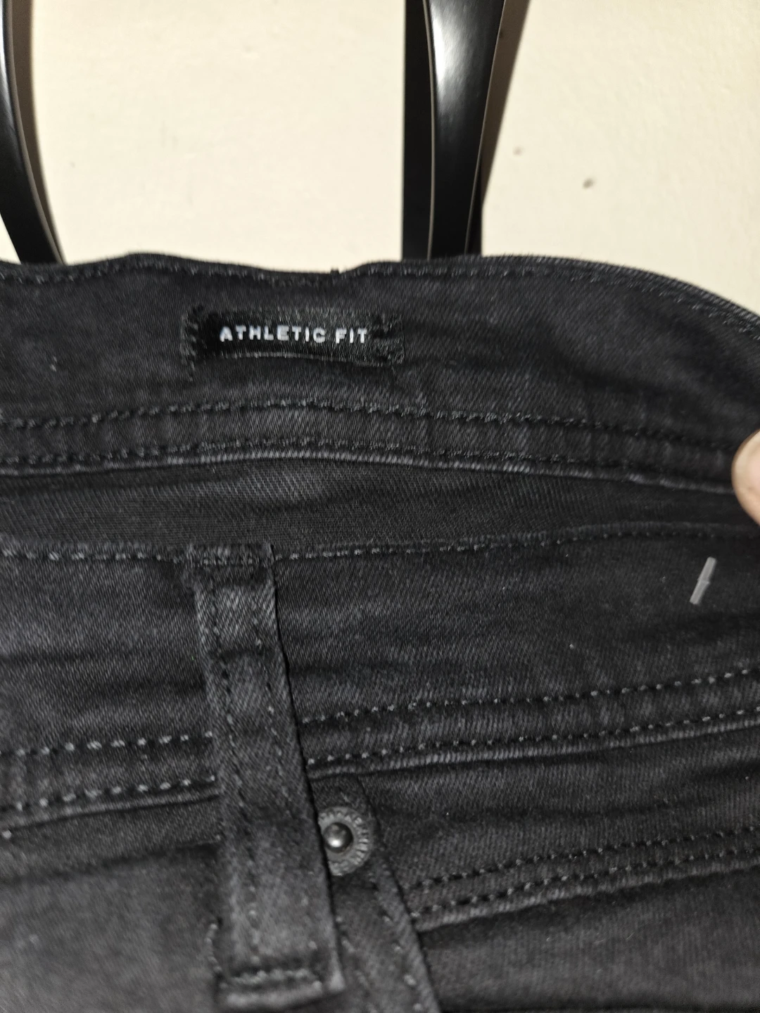 Kenneth Cole New York Denim Athletic Fit Jeans in a Men's W46 - photo 4