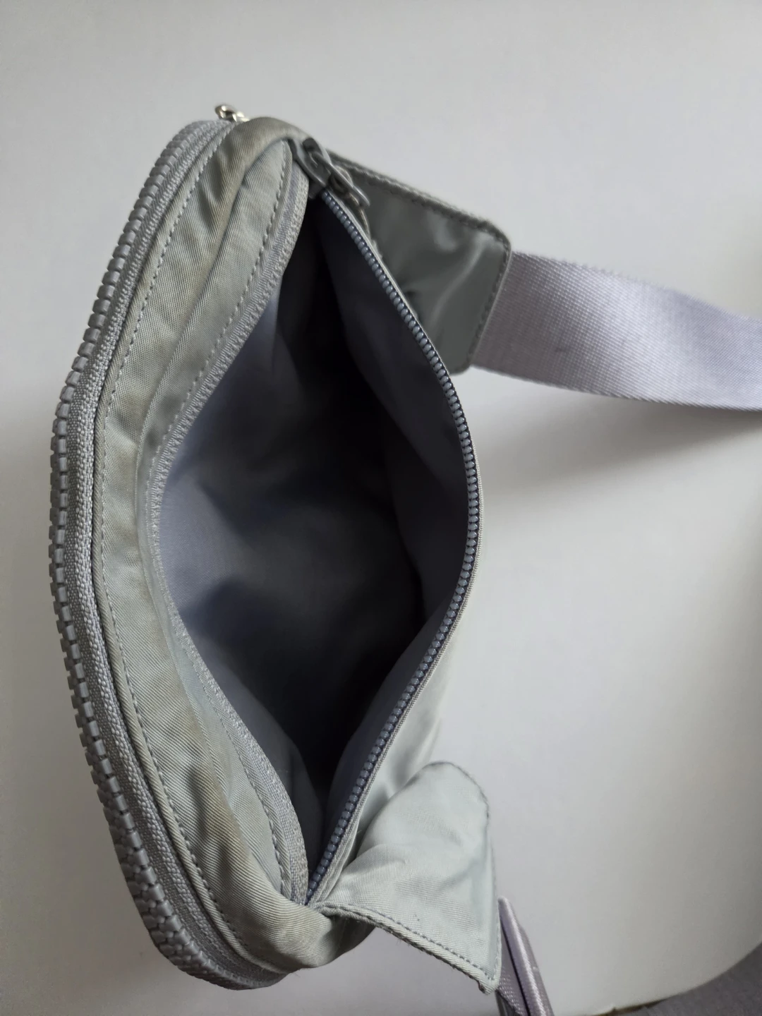 Lululemon Crossbody Belt Bag Grey - photo 5