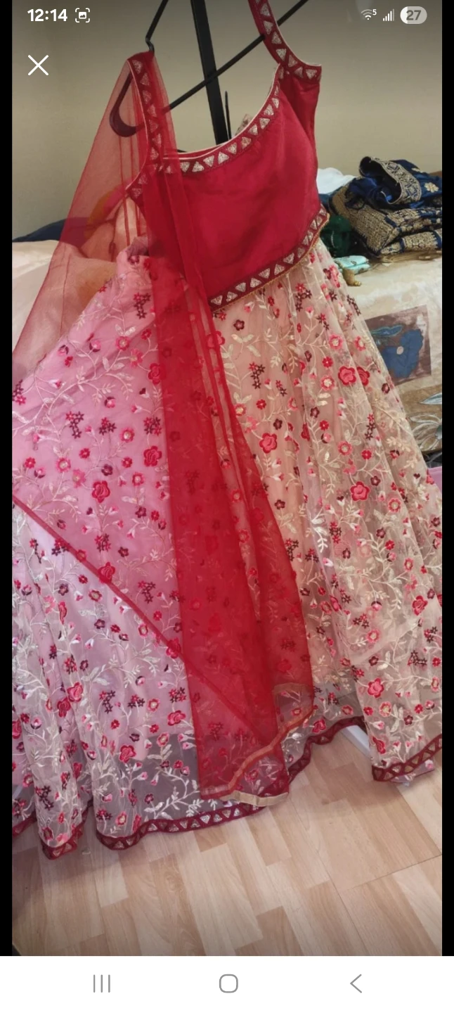 Floral Embroidered Lehenga Choli Set - photo 2
