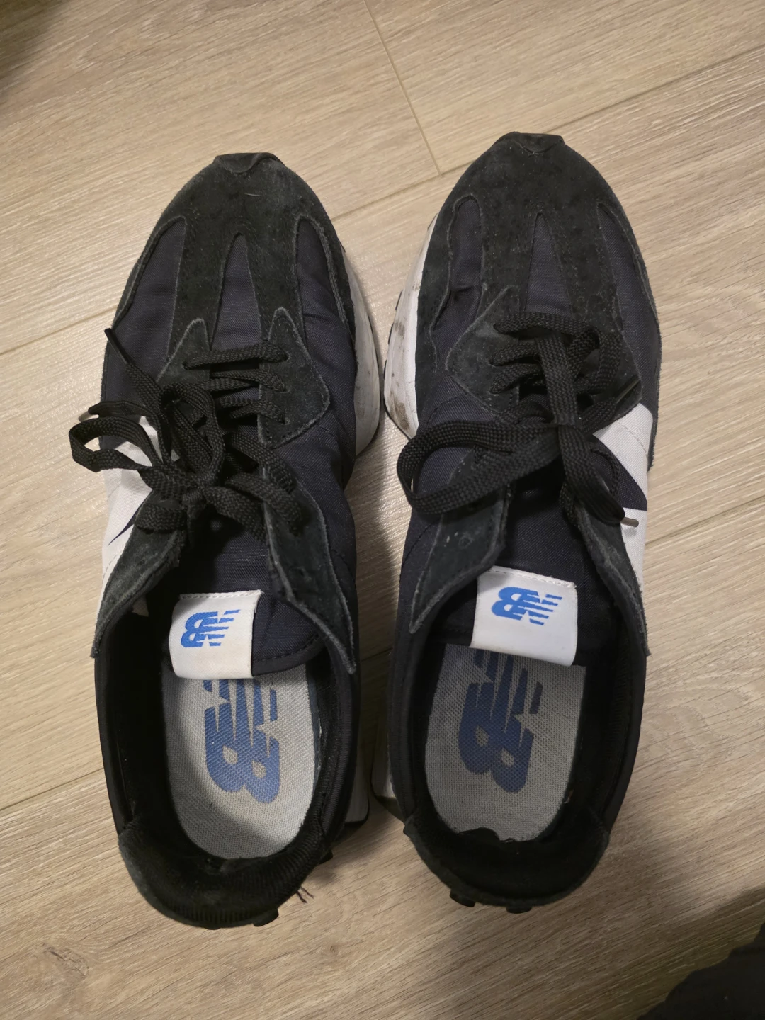 New Balance 327 Sneakers Black