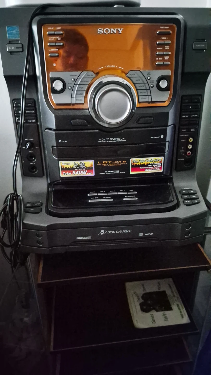 Sony LBT-ZX6 Stereo System - photo 3